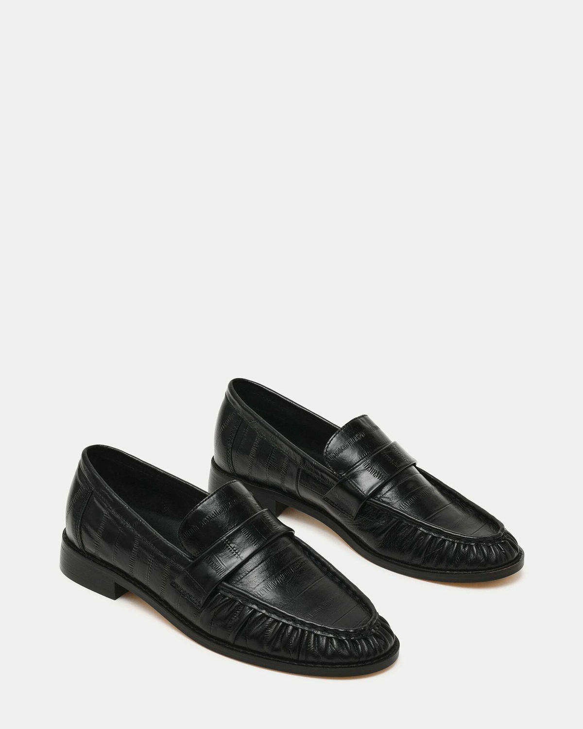 Steve Madden Ronie Flats in Black Exotic