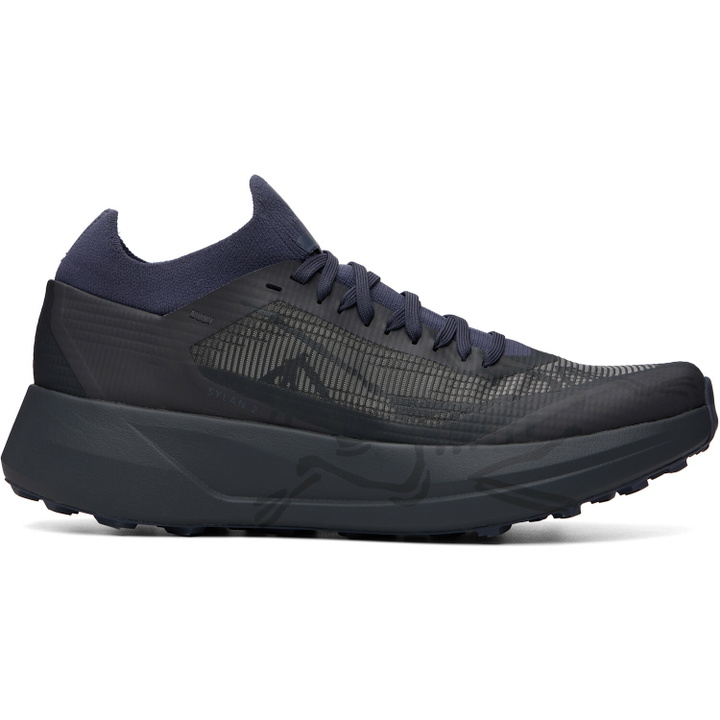 Photo: Arc'teryx Gray Sylan 2 Sneakers