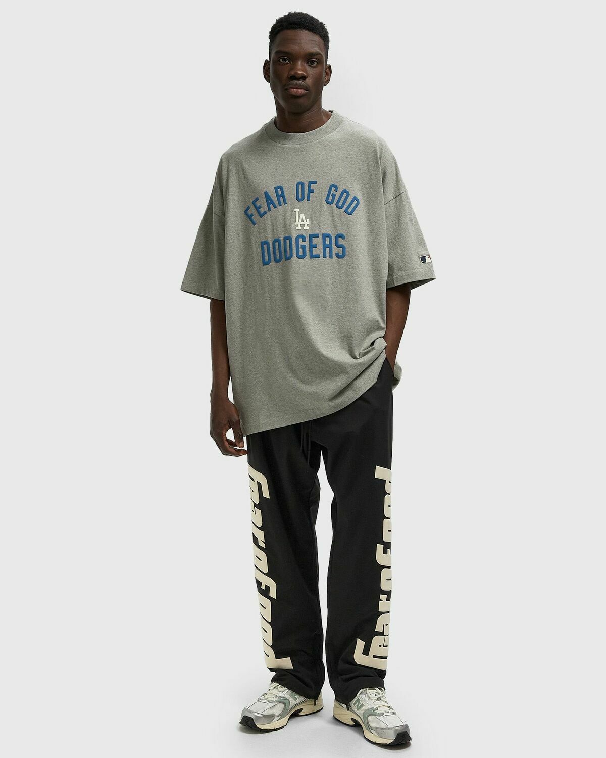 Fear of God Essentials DODGERS 90'S FIT TEE Grey Mens Shortsleefe