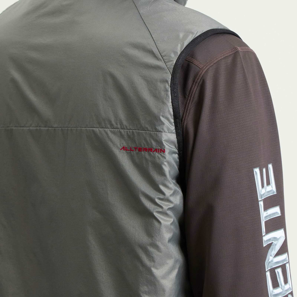 Descente Men's Allterrain x JJJJound Reversible Vest in Charcoal