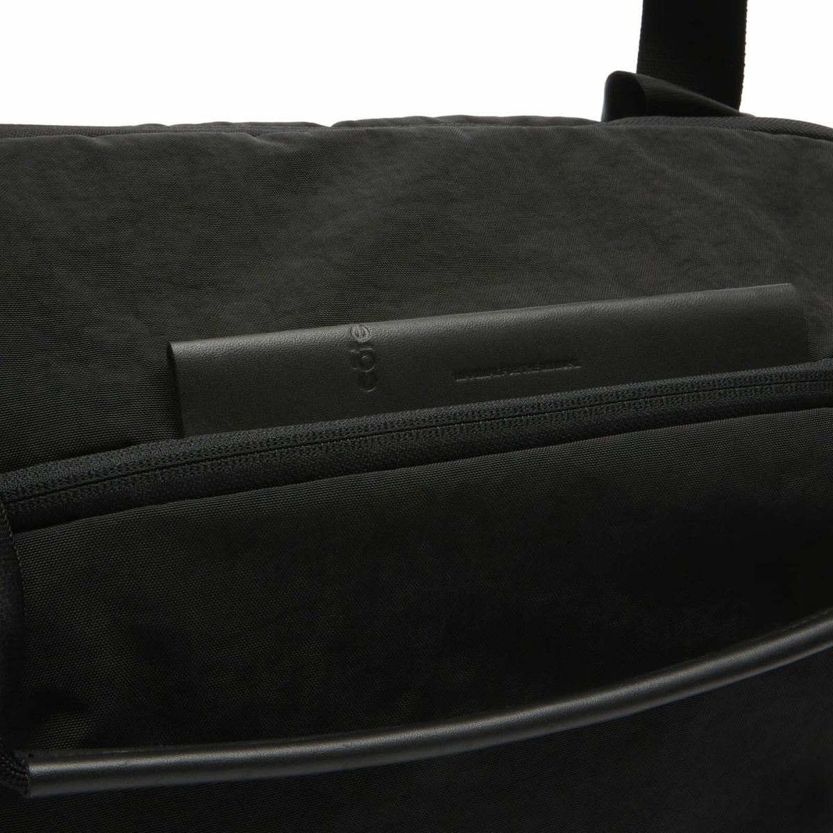 Cote&Ciel Minho Carbon Tote in Black 