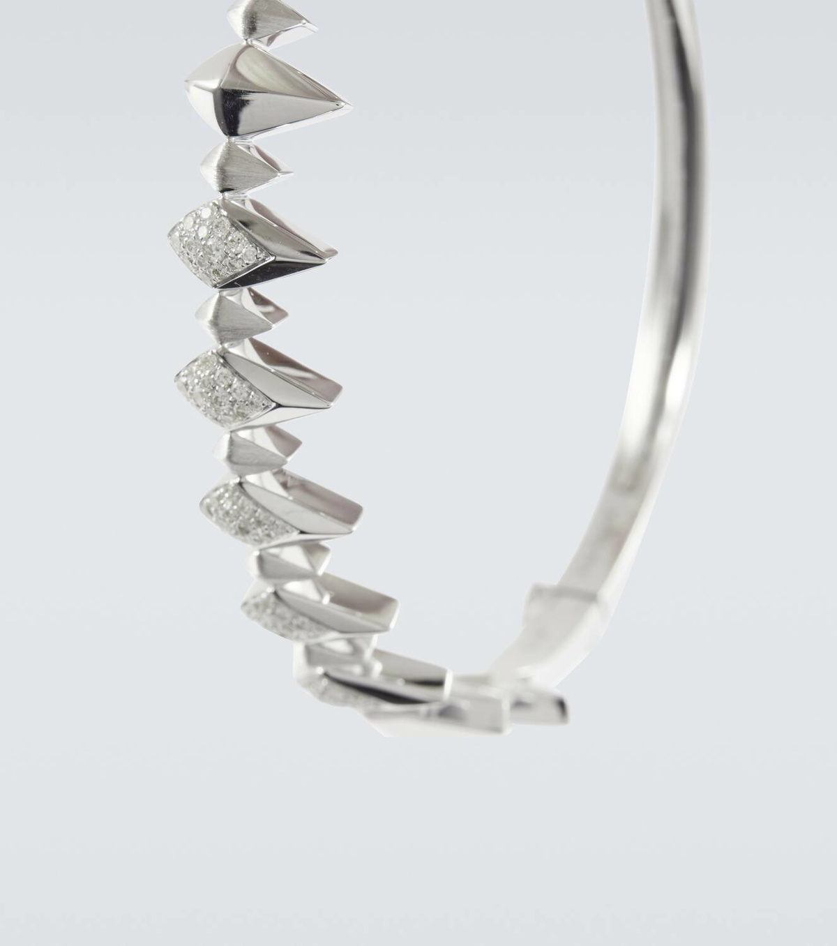 Rainbow K Shark 14kt white gold bangle with diamonds
