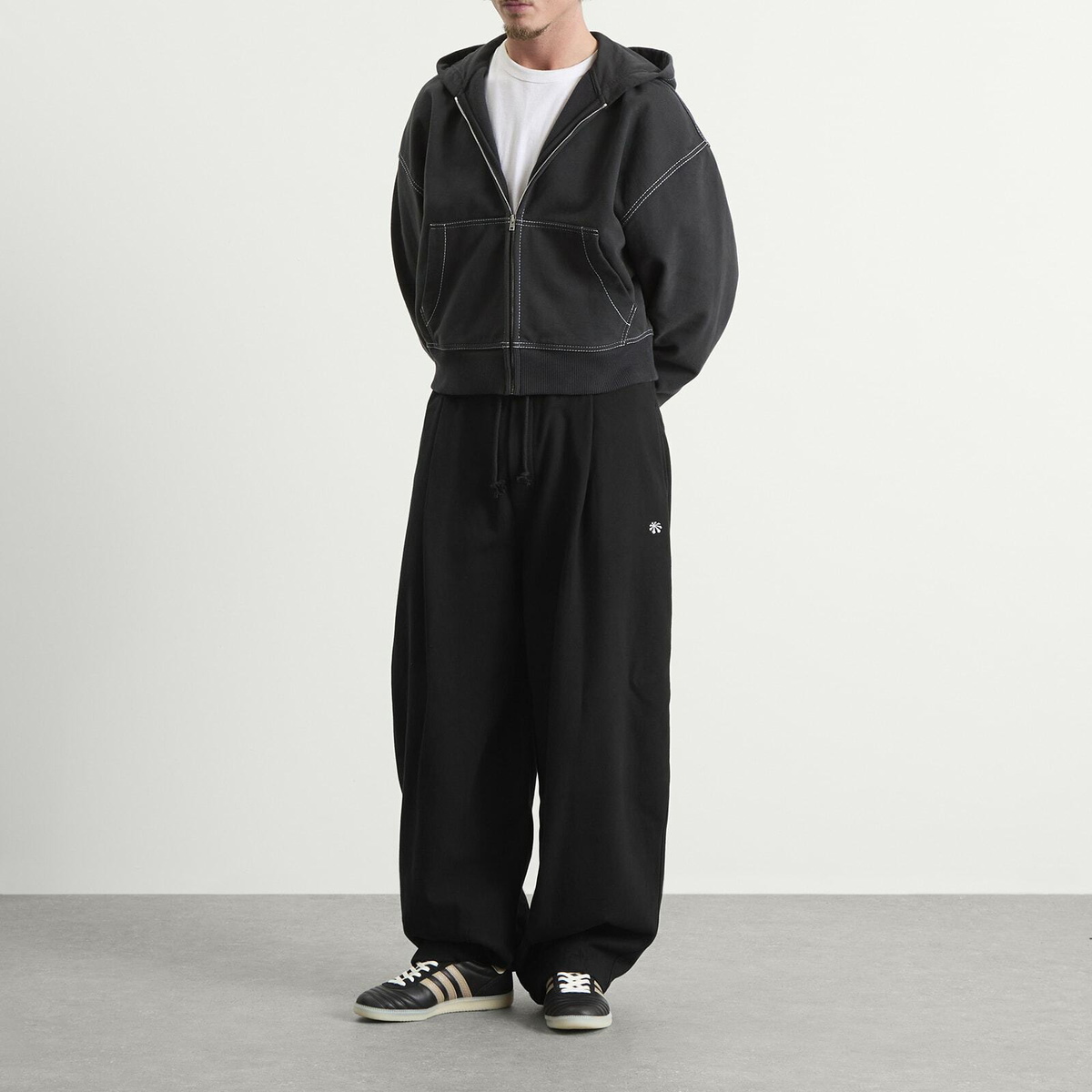 Anglan Men's Steady Sweat Balloon Pants in Black