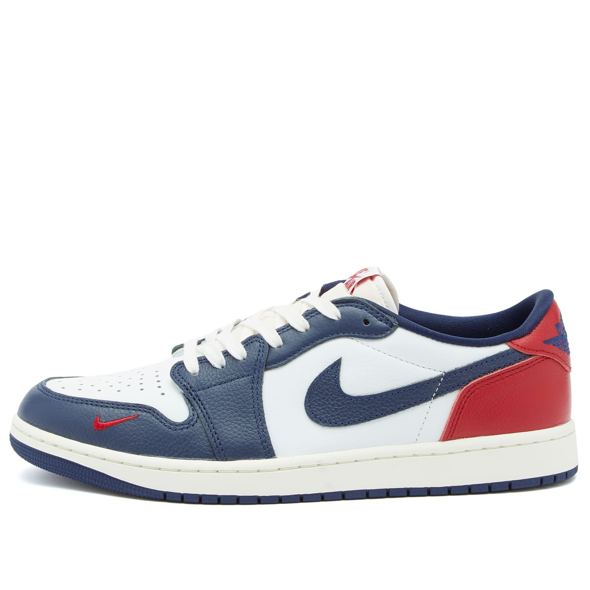 【Nike】 AIR JORDAN 1 LOW NAVY Air Jordan 1 Low Midnight Navy / Football Grey - Nov 2024