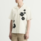 Wax London Men's Didcot Applique Flowers Vacation Shirt in Ecru/Black