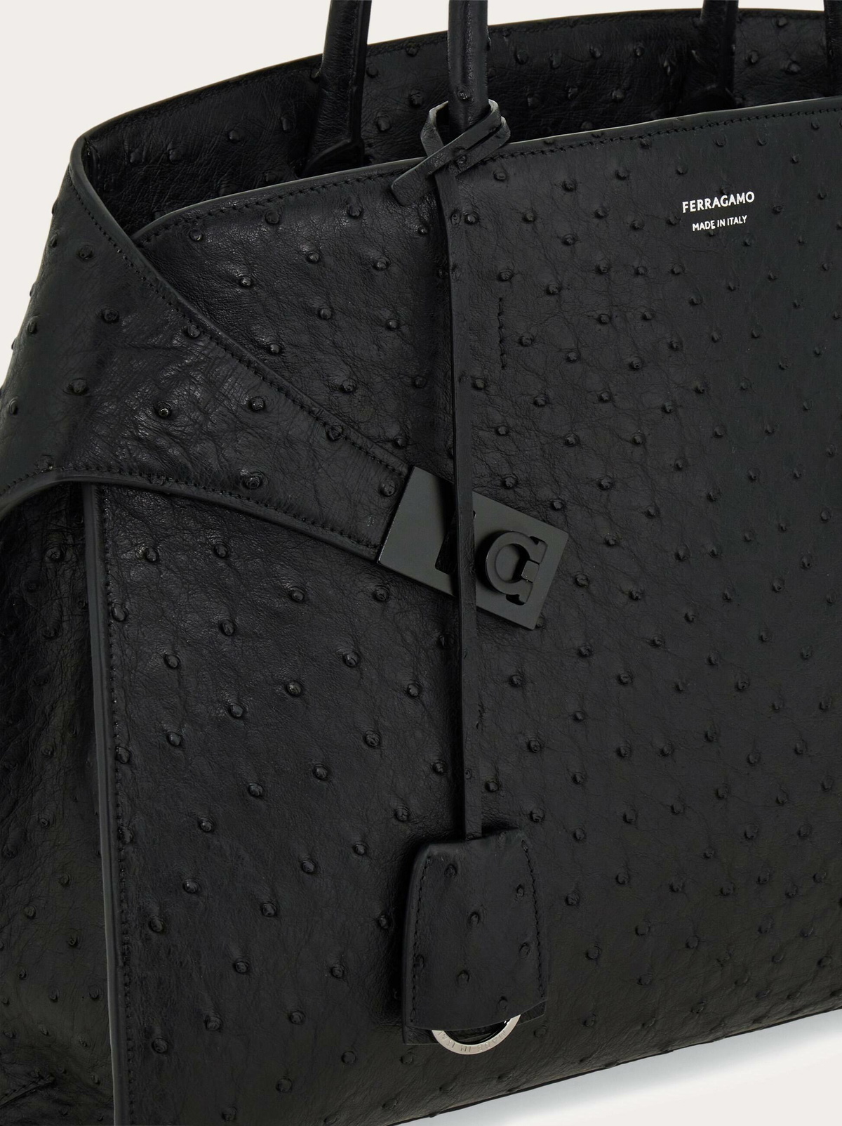Ferragamo Mens Hug briefcase in Black