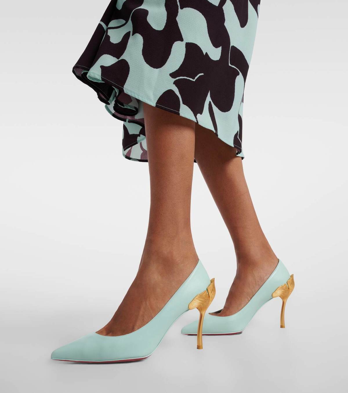 正規店買付【ルブタン】Ginko pump with gold heel CHRISTIAN LOUBOUTIN Ginko Girl Leather Sandals in Purple