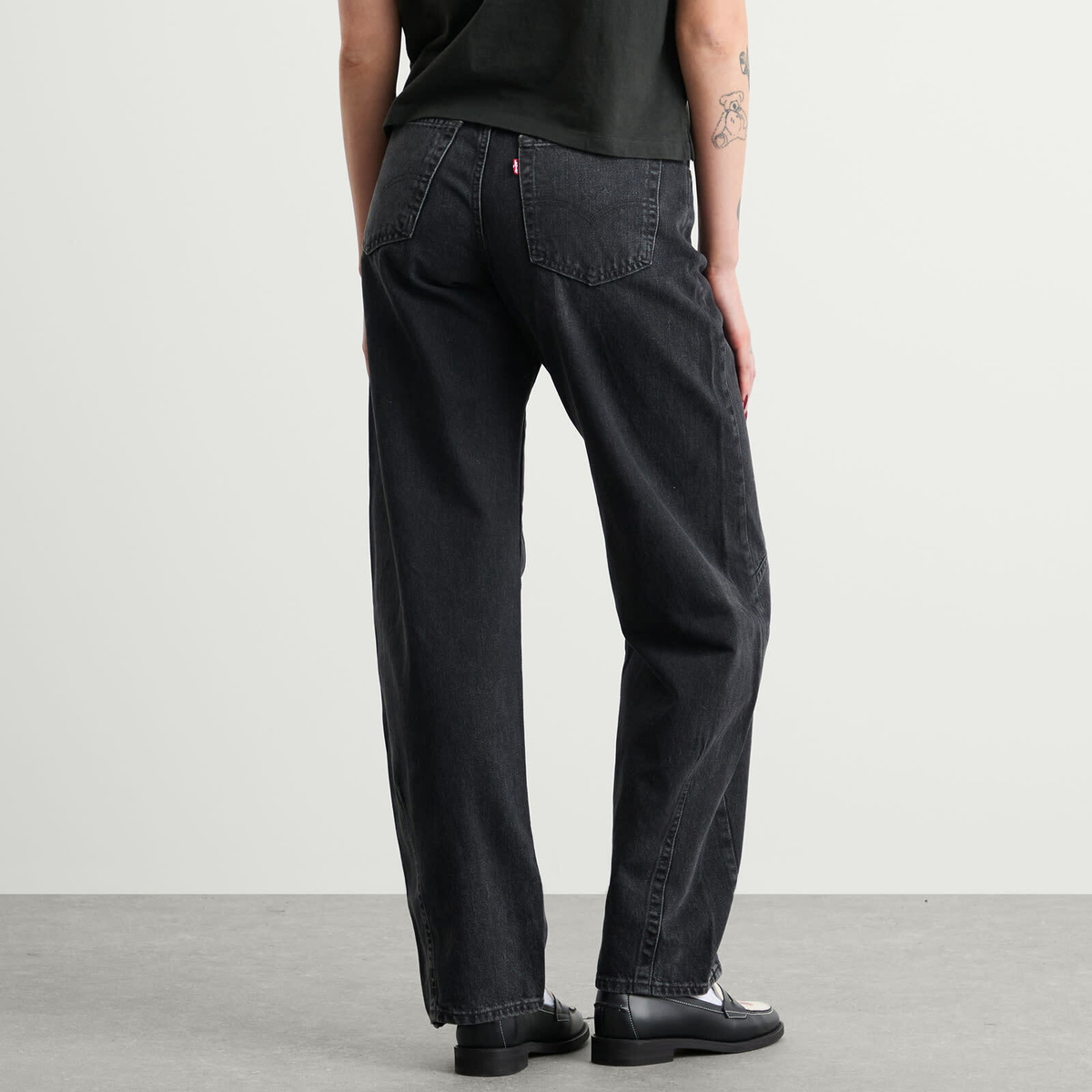 Levi's Women's Baggy Dad Barrel Jeans in Rebel Edge