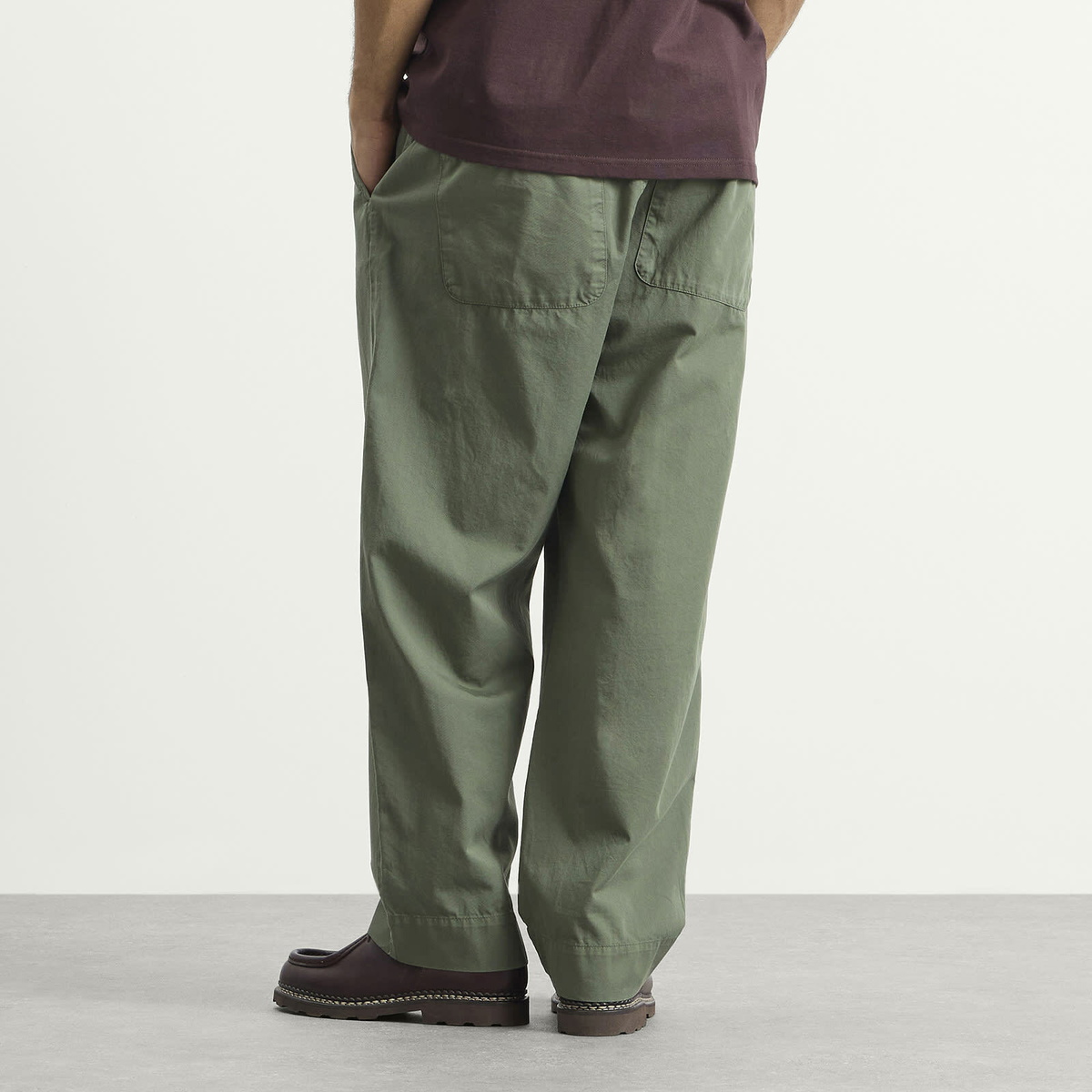 Universal Works Men's Kelly Cotton Judo Pant in Olive