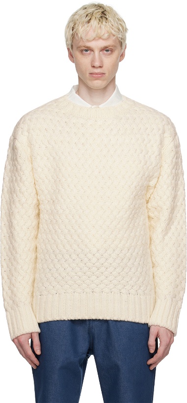 Photo: AMOMENTO Off-White Textured Sweater