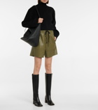 Deveaux New York - Brooke faux leather shorts