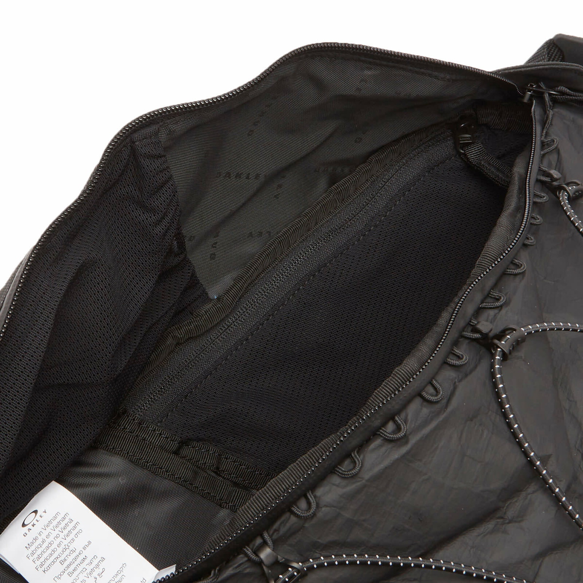Oakley - Latitude Sling Pack in Blackout - FOS901806_02E