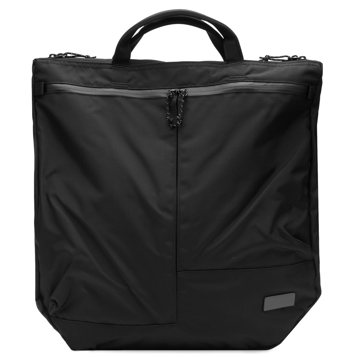 Db Journey Roamer Utility Tote Bag - 32L in Black Out 