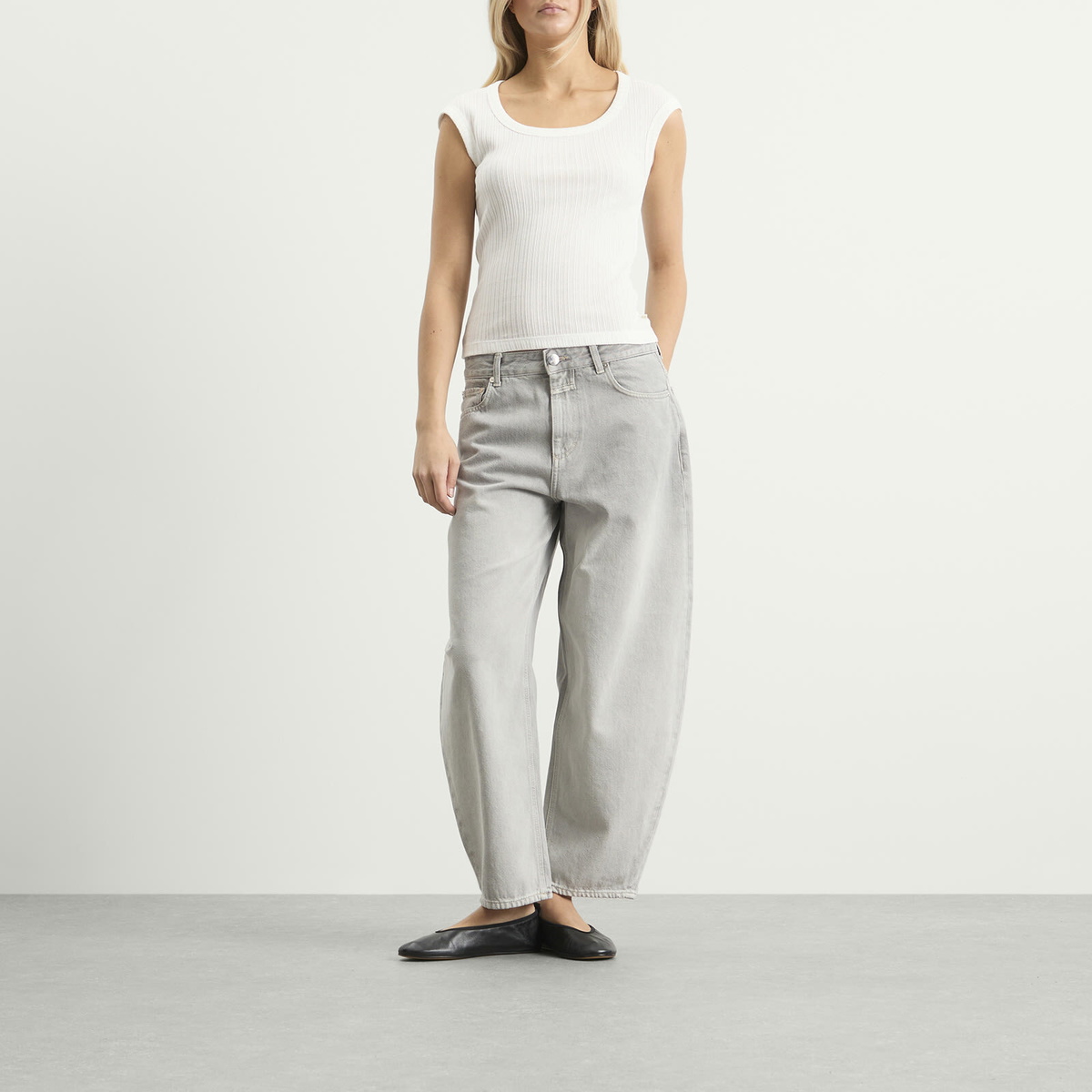 Closed Women's Fitted T-Shirt in Ivory