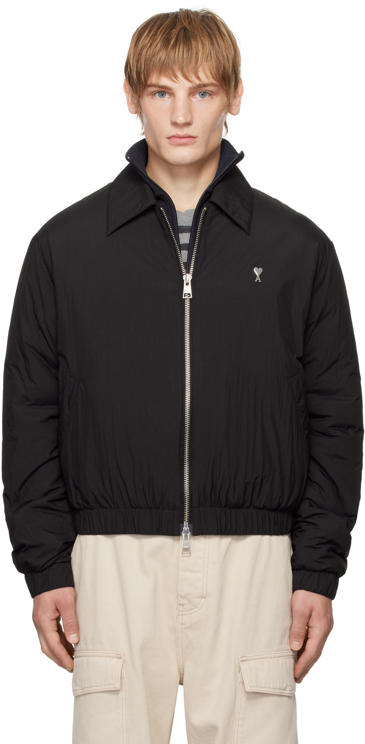 クールにきまる◎【AMI PARIS】Ami de Coeur ボンバージャケット AMI Paris Black Ami de Coeur Zipped Bomber Jacket AMI