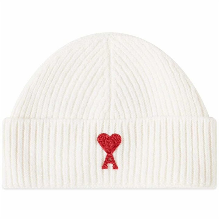 Photo: AMI Men's A Heart Logo Beanie in Off White/Red