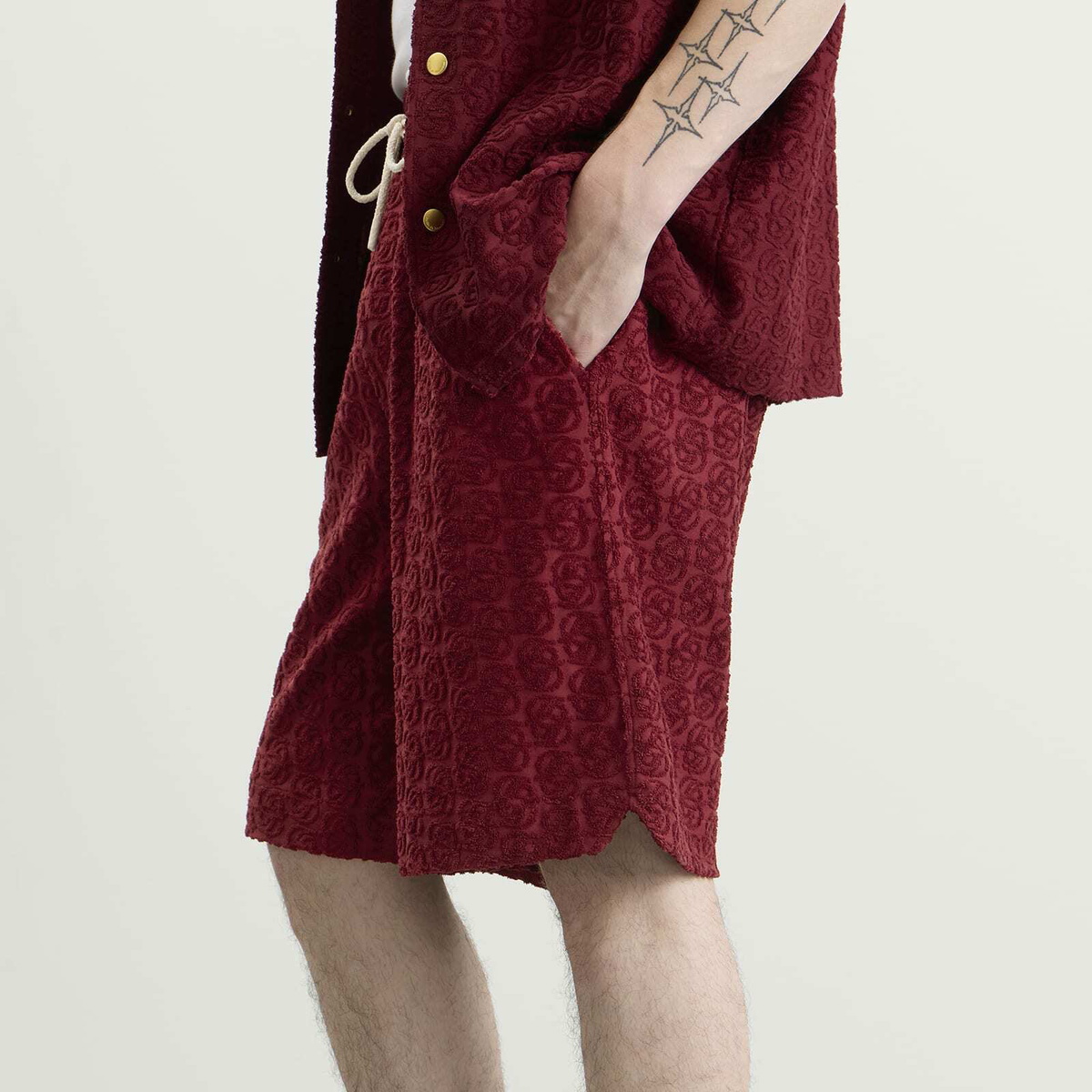Drôle de Monsieur Men's Monogram Shorts in Wine
