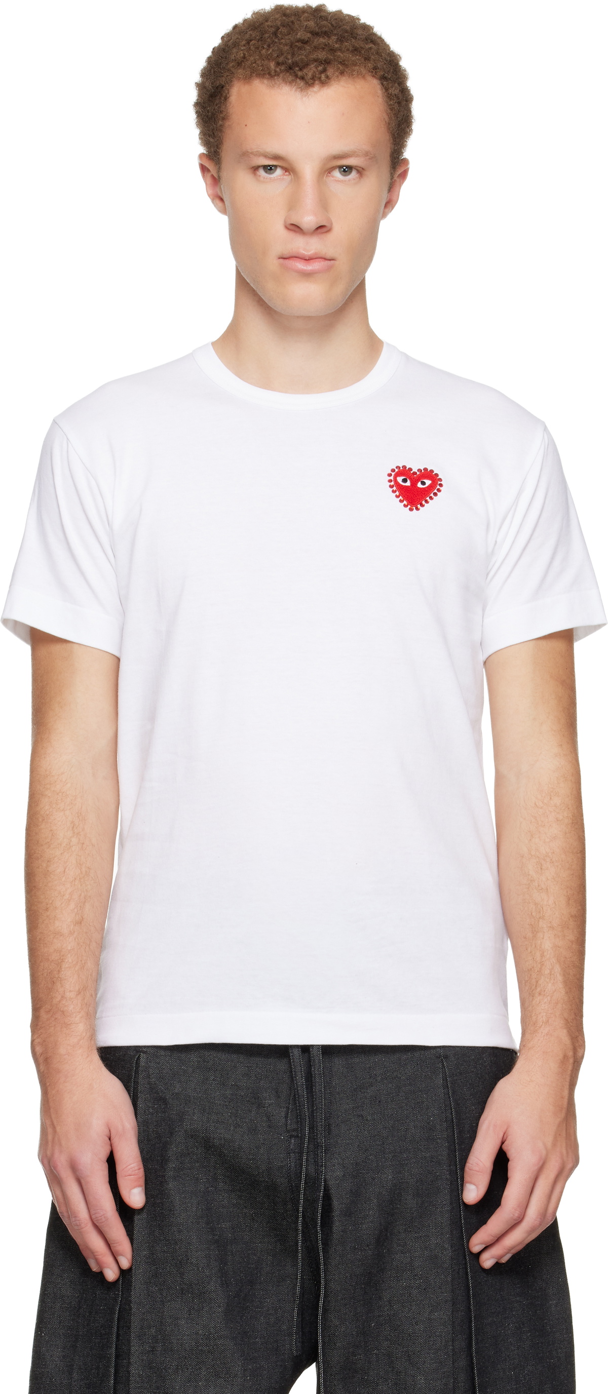 COMME des GARÇONS PLAY White Rhinestone Emblem Red Heart T-shirt