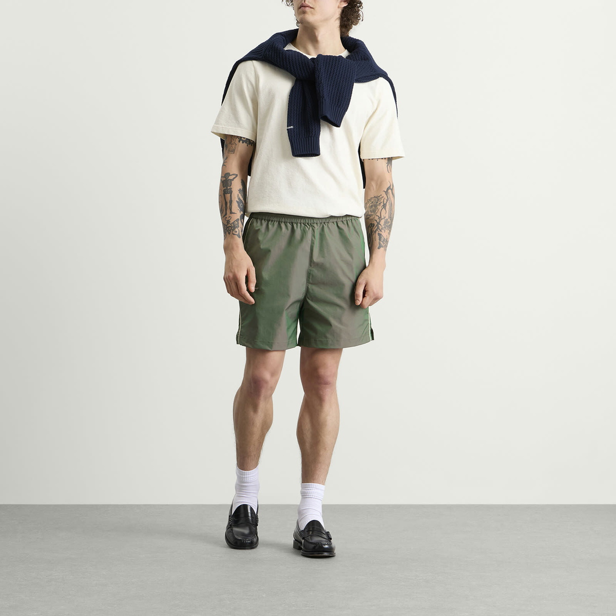 Les Deux Men's Prince Shiny Shorts in Pineneedle Green