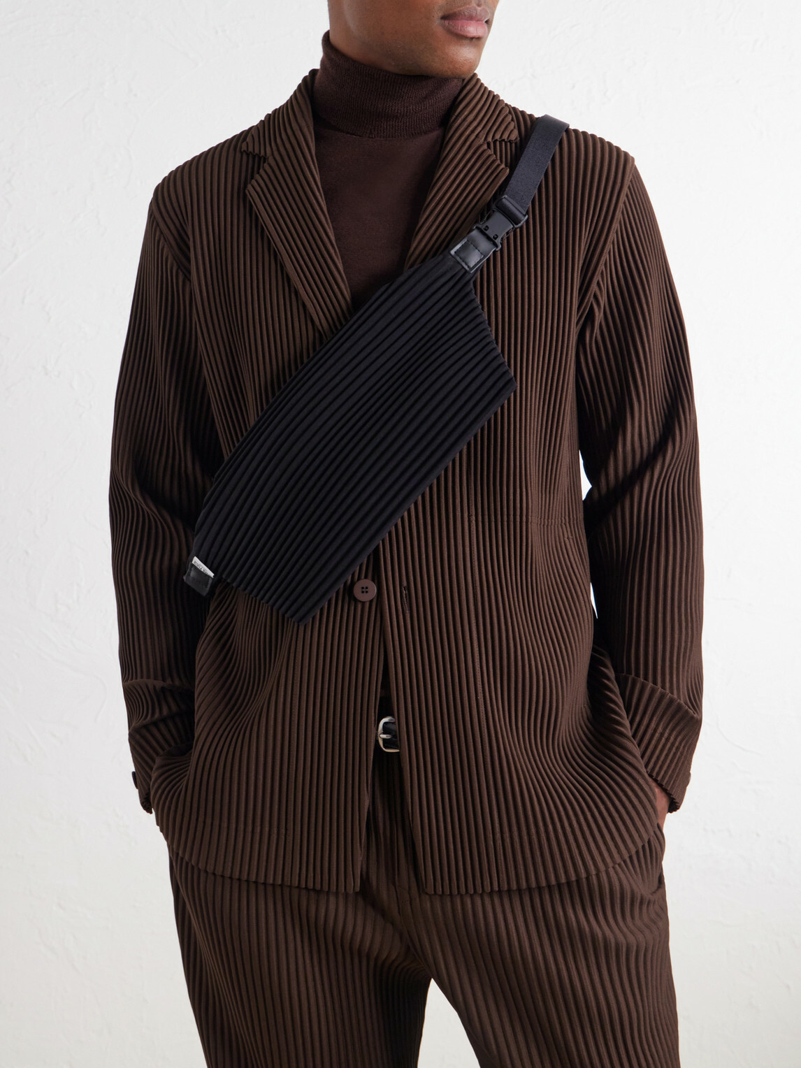 Homme Plissé Issey Miyake - Slim Pleated Belt Bag