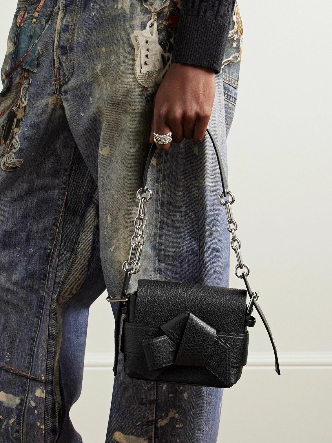 Acne Studios◆Small Musubi Chain レザーショルダーバッグ Small musubi chain レザーショルダーバッグ - Acne Studios