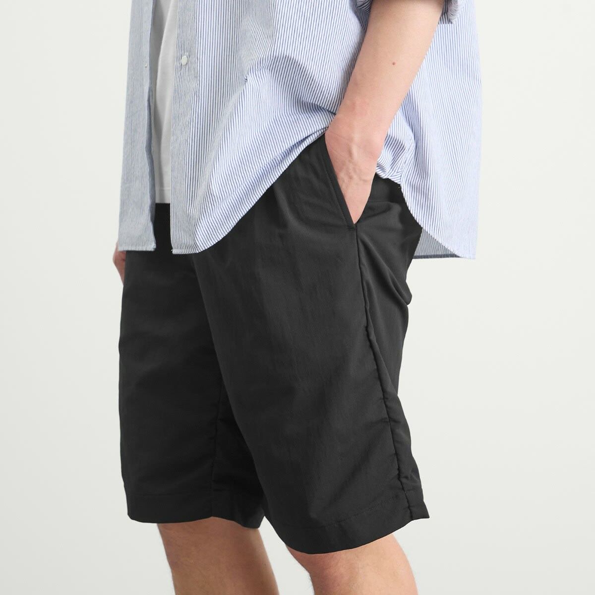Nanamica Men's ALPHADRY Double Pleat Shorts in Black