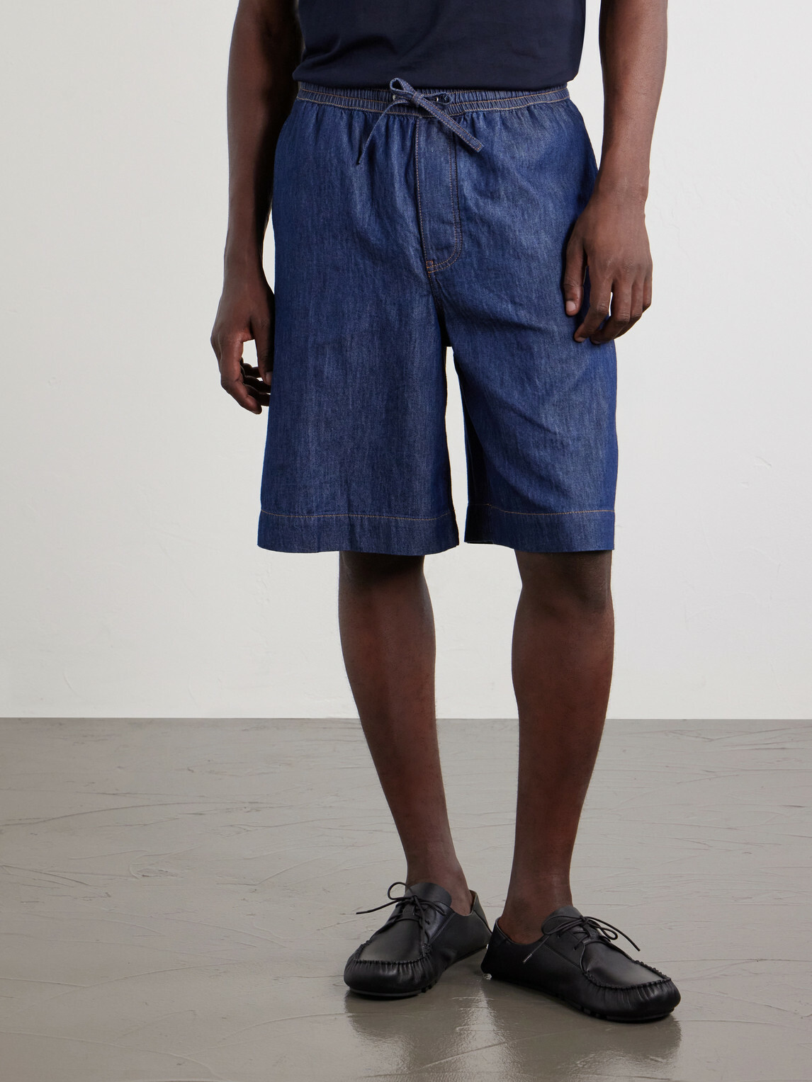 LOEWE - Wide-Leg Anagram-Detailed Cotton-Chambray Drawstring Shorts - Blue