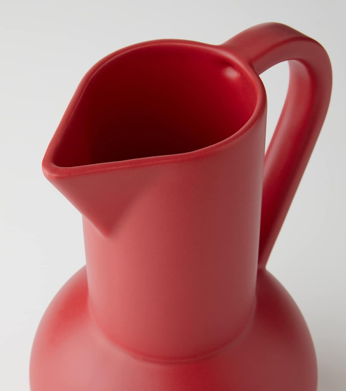 Raawii Strøm Large jug by Nicholai Wiig-Hansen
