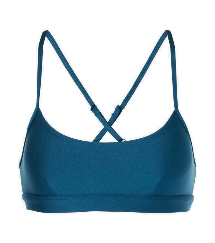 Photo: Alo Yoga Airlift Intrigue sports bra