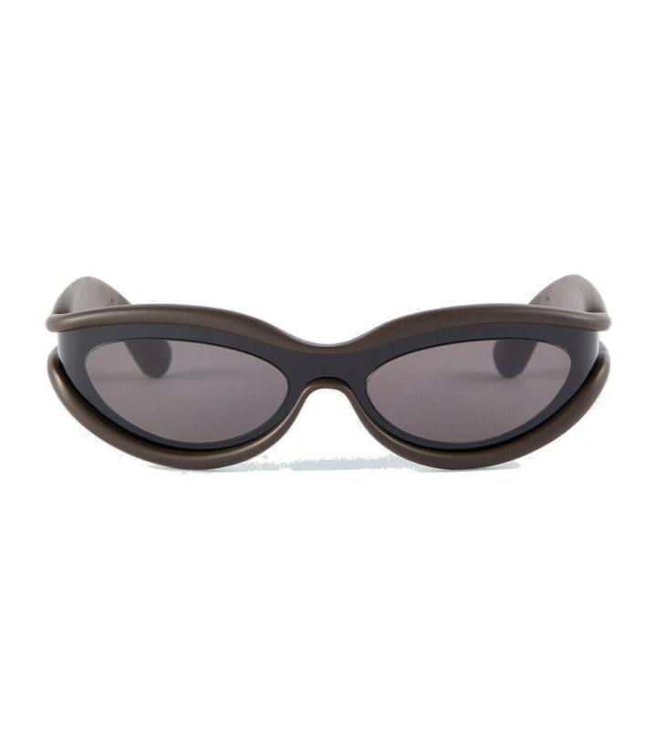 Photo: Bottega Veneta Hem cat-eye sunglasses