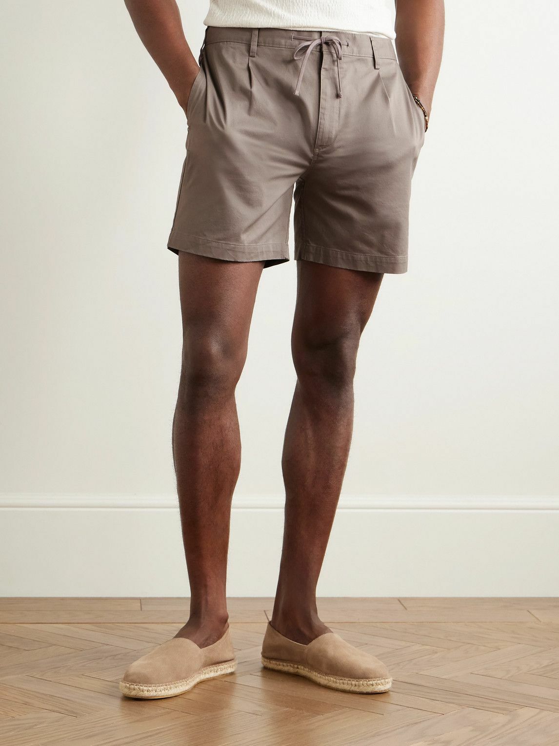 Onia - Slim-Fit Straight-Leg Pleated Garment-Dyed Stretch-Cotton Drawstring Shorts - Brown