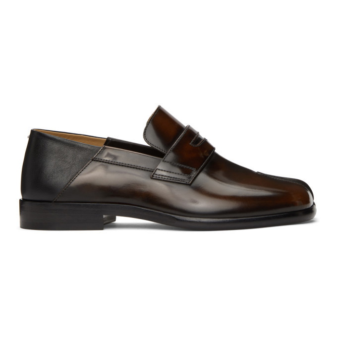 Photo: Maison Margiela Brown and Black Tabi Loafers