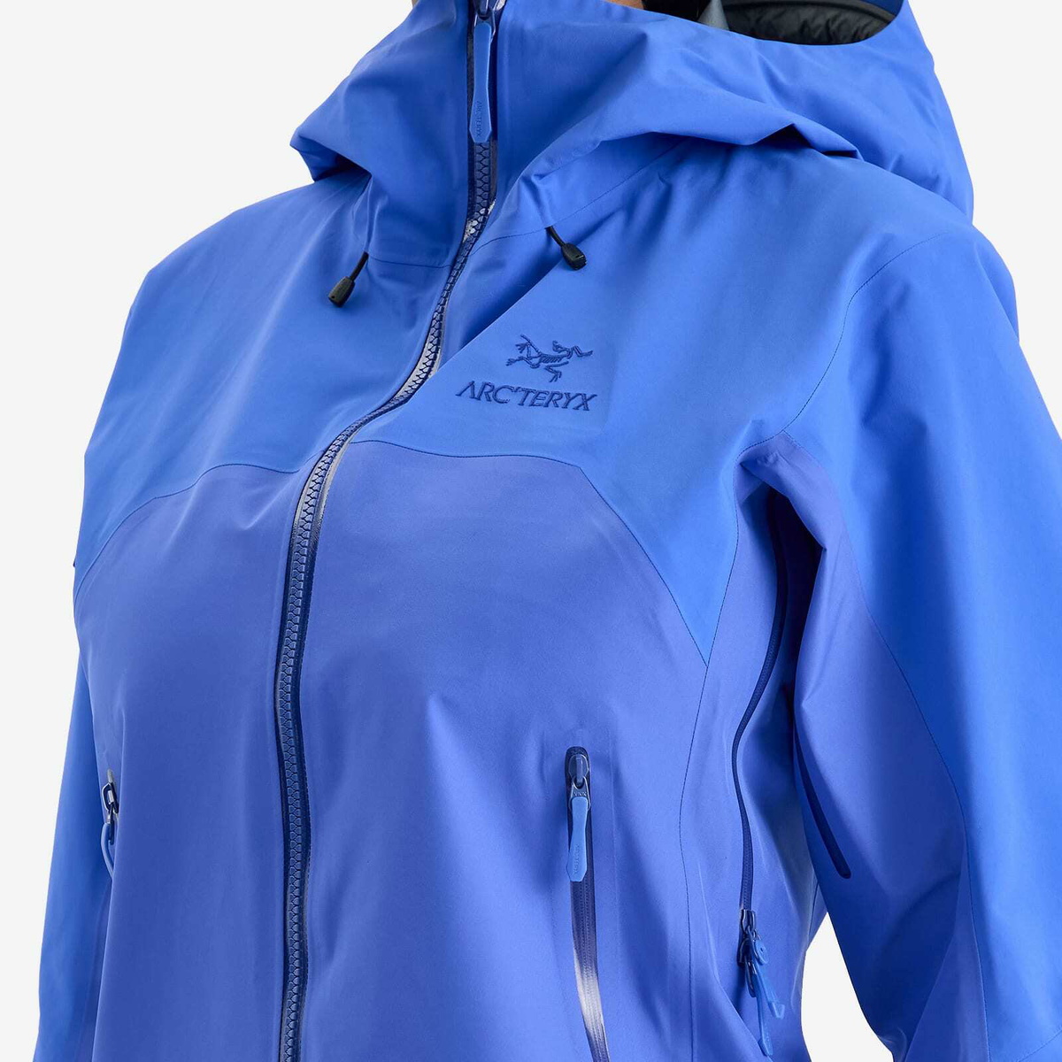 Arc'teryx Women's Beta AR Stormhood Jacket in Electra