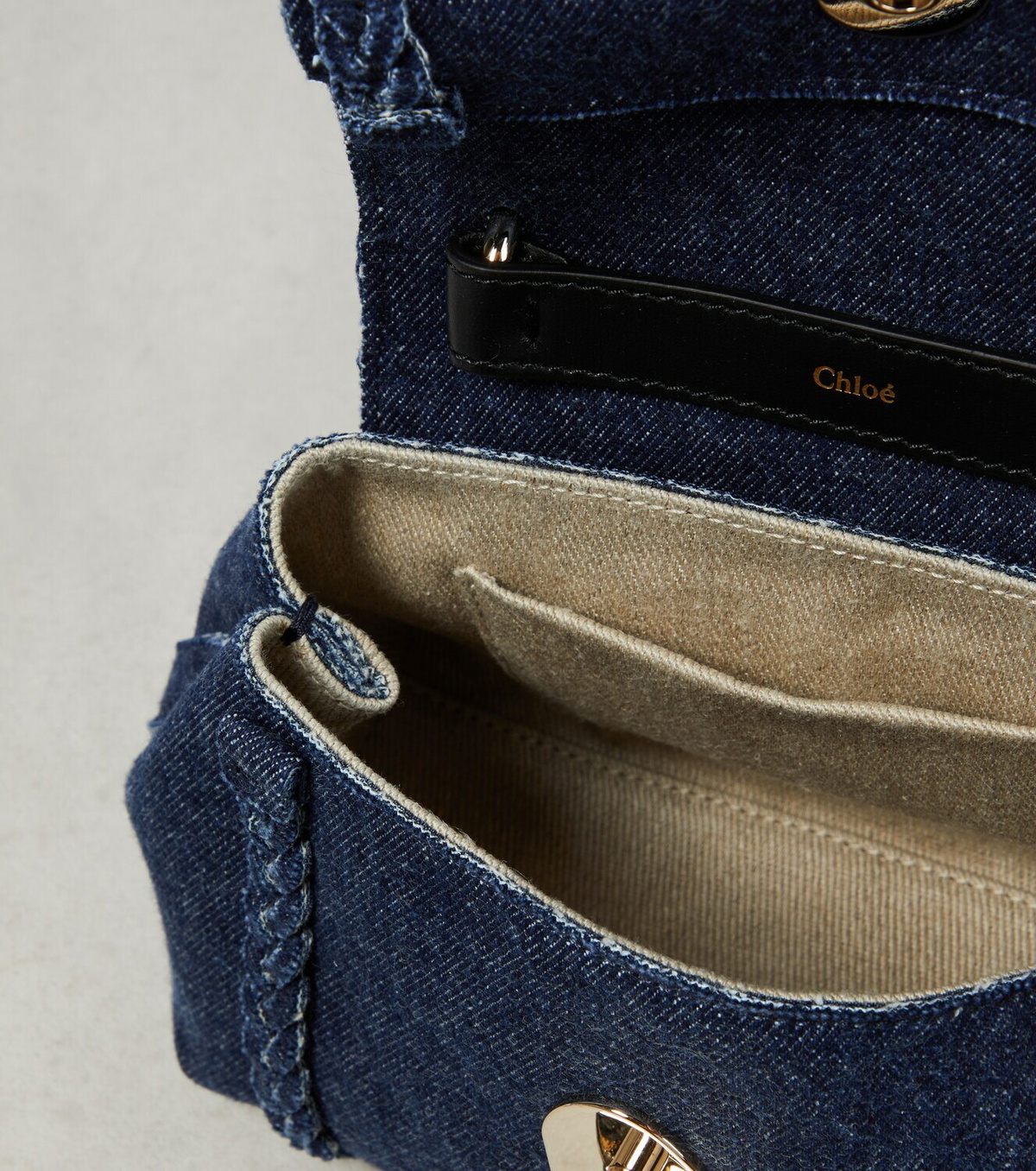 outlet【Chloe】Penelope☆Denim Mini Soft ショルダーバッグ CHLOÉ Penelope Denim Mini Soft Shoulder Bag in Denim | endource