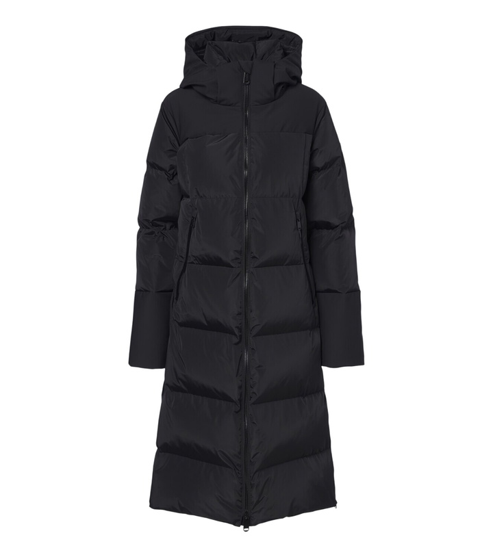 Photo: Goldbergh Sion hooded down coat