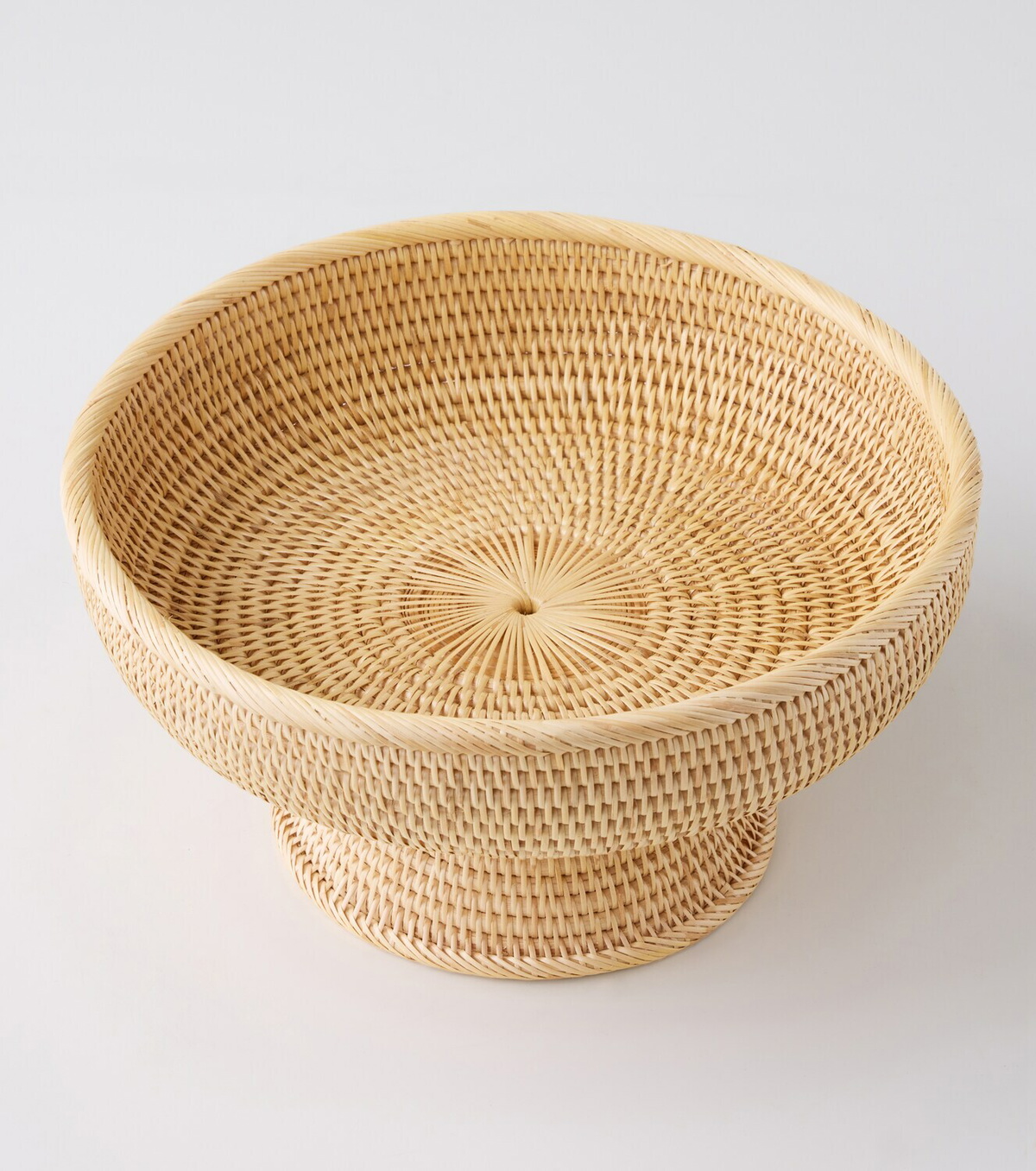 Cabana Sabbia wicker fruit stand