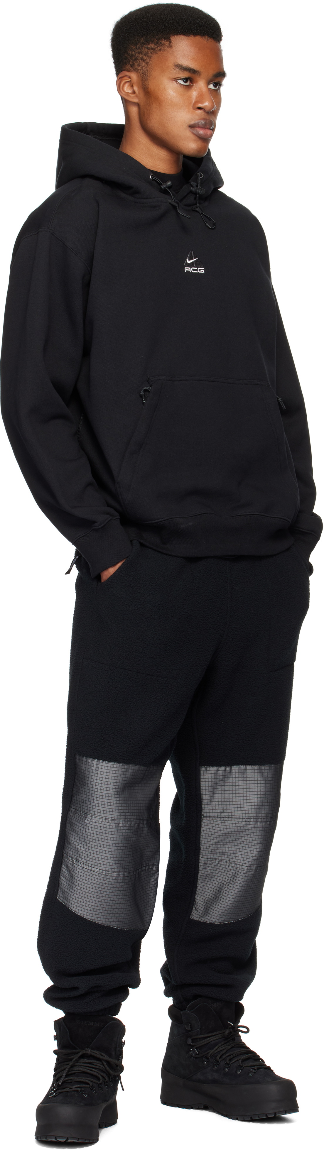nike black hoodie and joggers