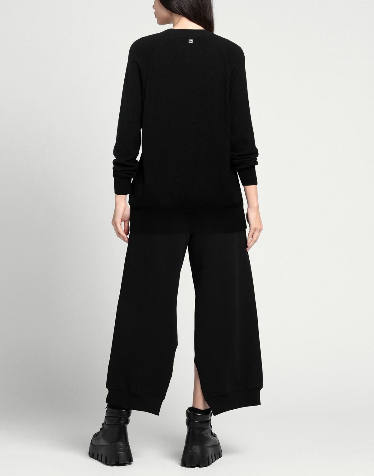 Manila Grace Womens Sweater in Black