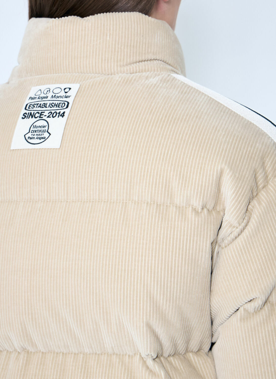 8 Moncler Palm Angels Abrolhos Short Down Jacket