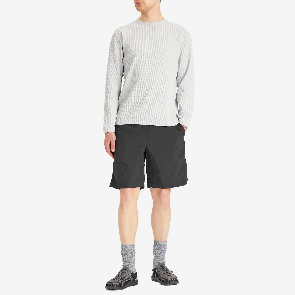 Snow Peak Men's Nylon Tussah 2-Way Shorts in Black