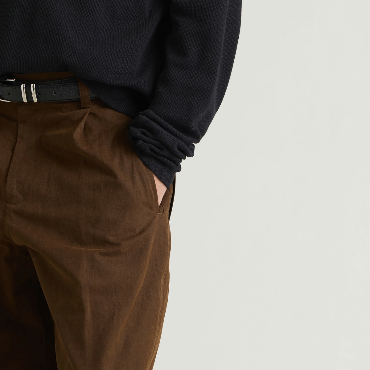 Sage Nation Men's Single Pleat Trouser in Bark Brown