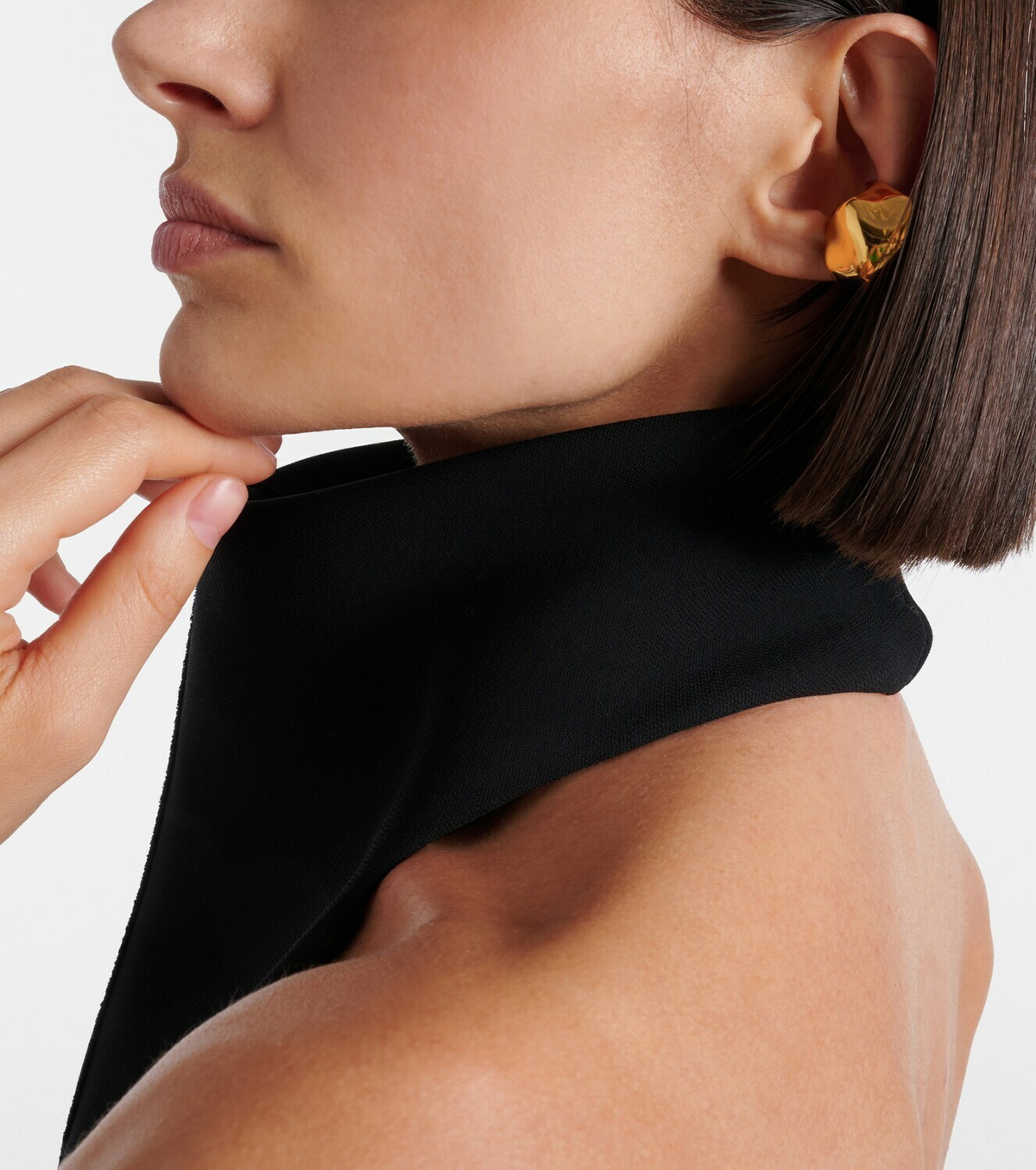 Khaite Lotus 18kt gold-plated ear cuff