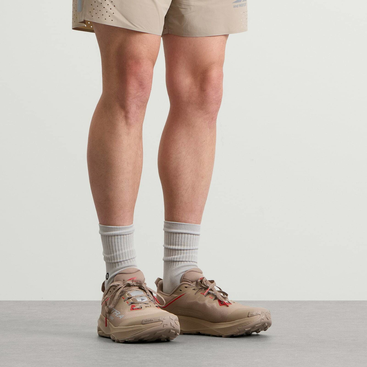 and wander Men's x Altra Experience Wild 3+ in Beige