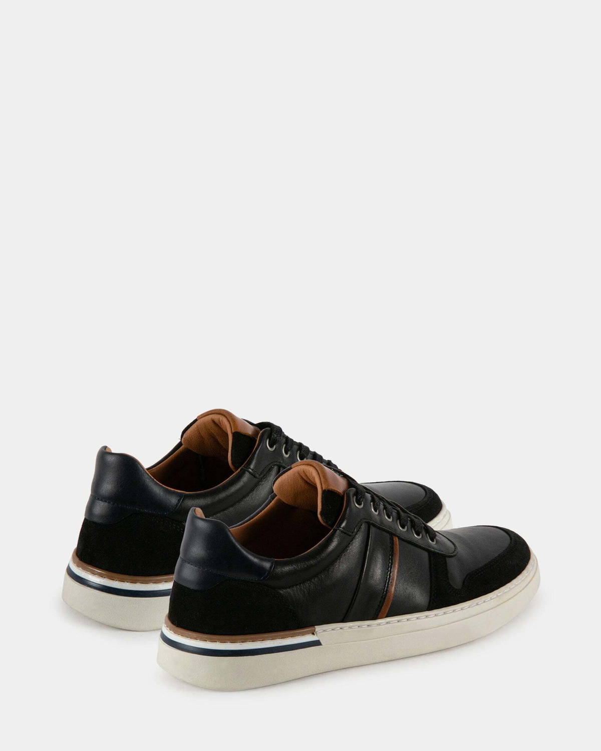 Steve Madden Waylinn Casual Shoes in Black