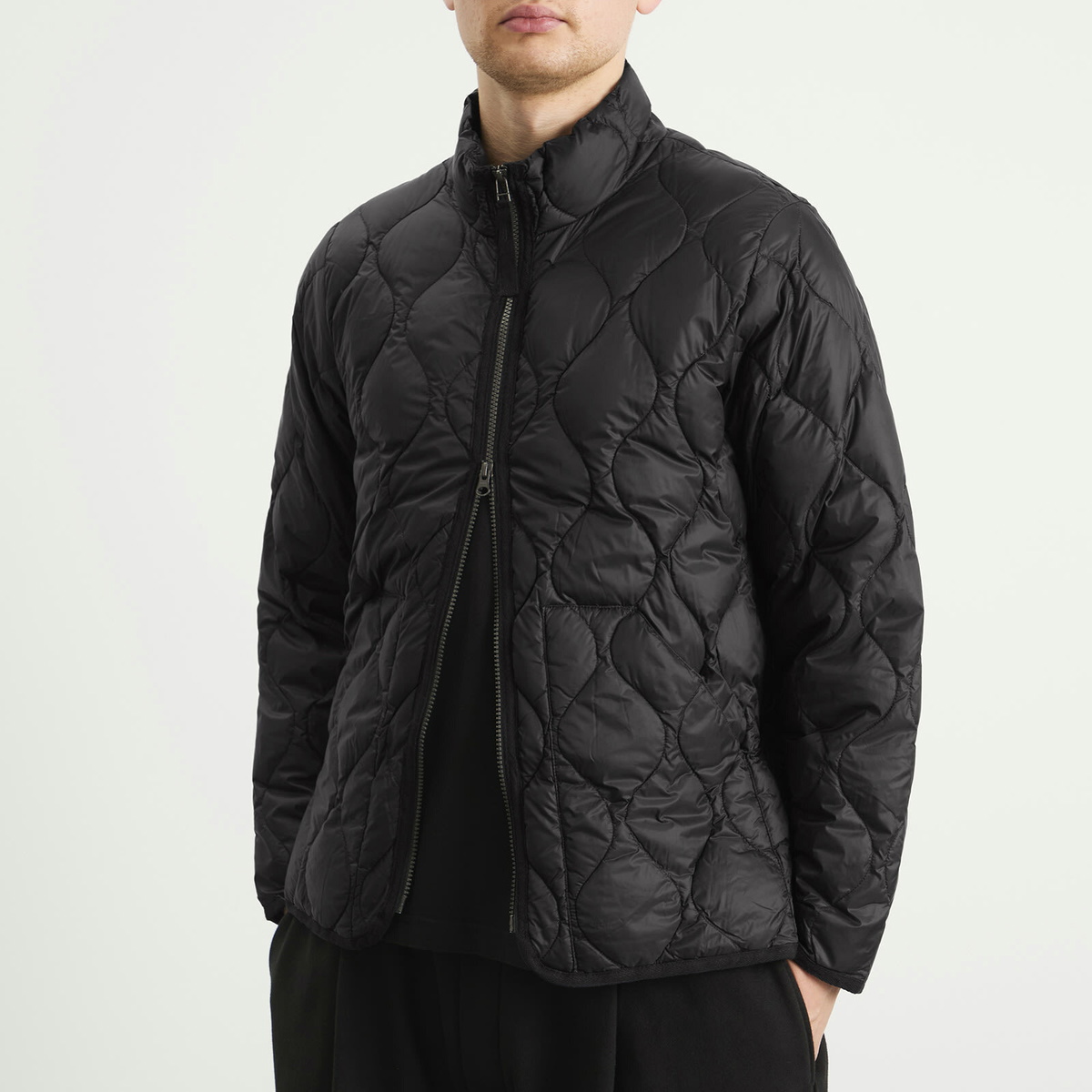 Taion Men's Military Hi-Neck Zip Softshell Down Jacket in Black