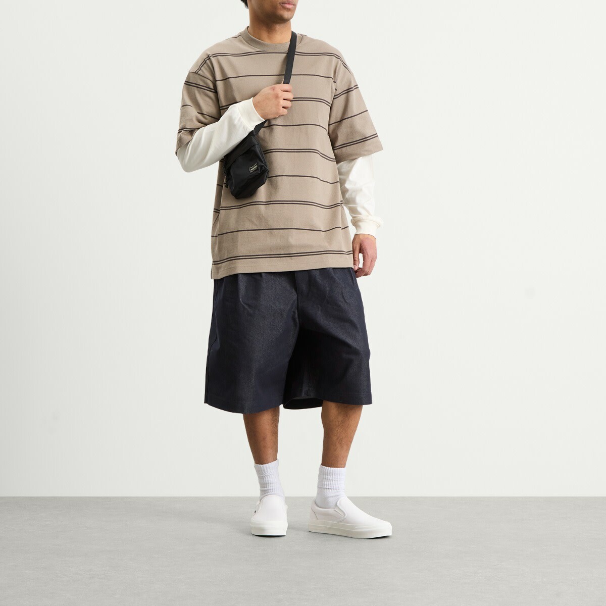 Comme des Garçons Homme Men's Denim Shorts in Navy White