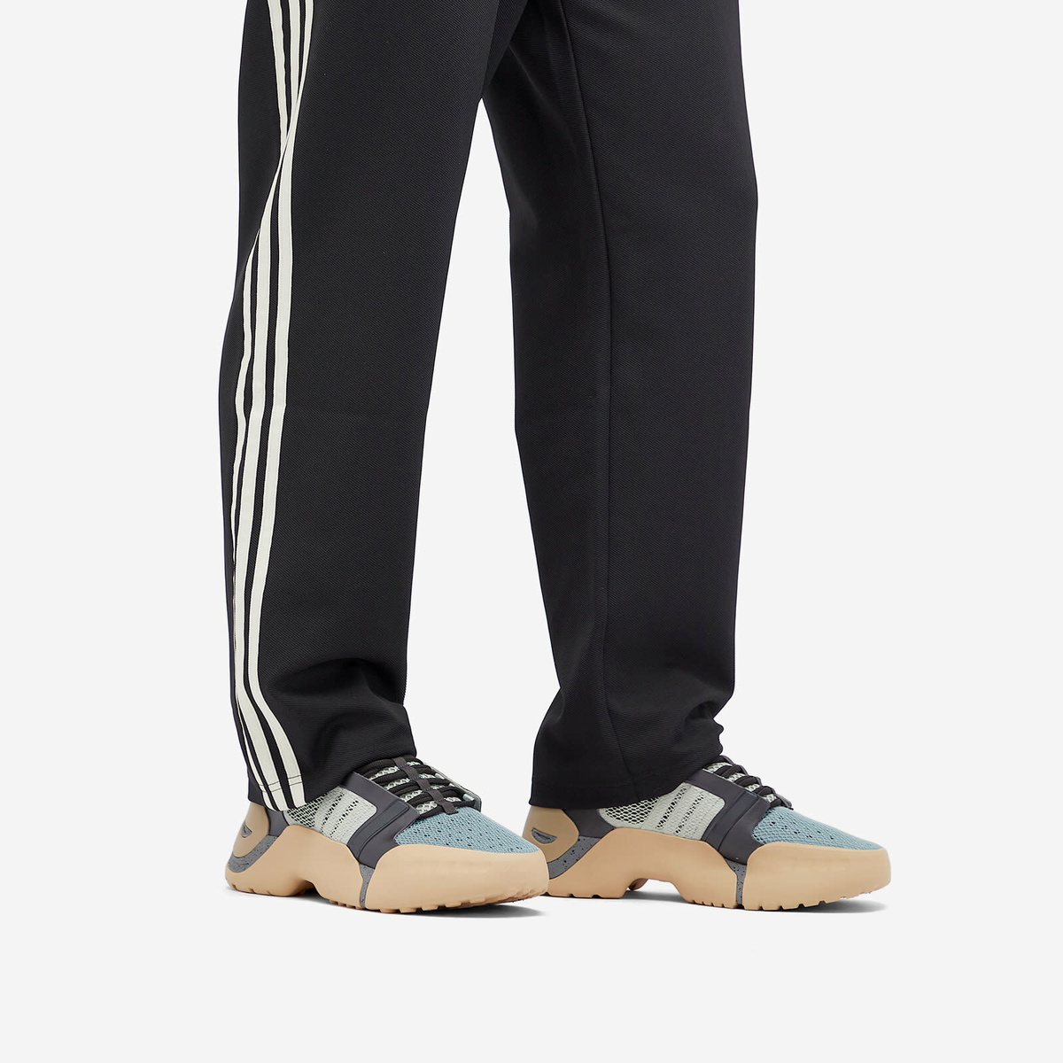 【公式】アクセサリーの激安通販 Adidas Men's X Dingyun Zhang Kouza Sneaker in Silver/Green その他
