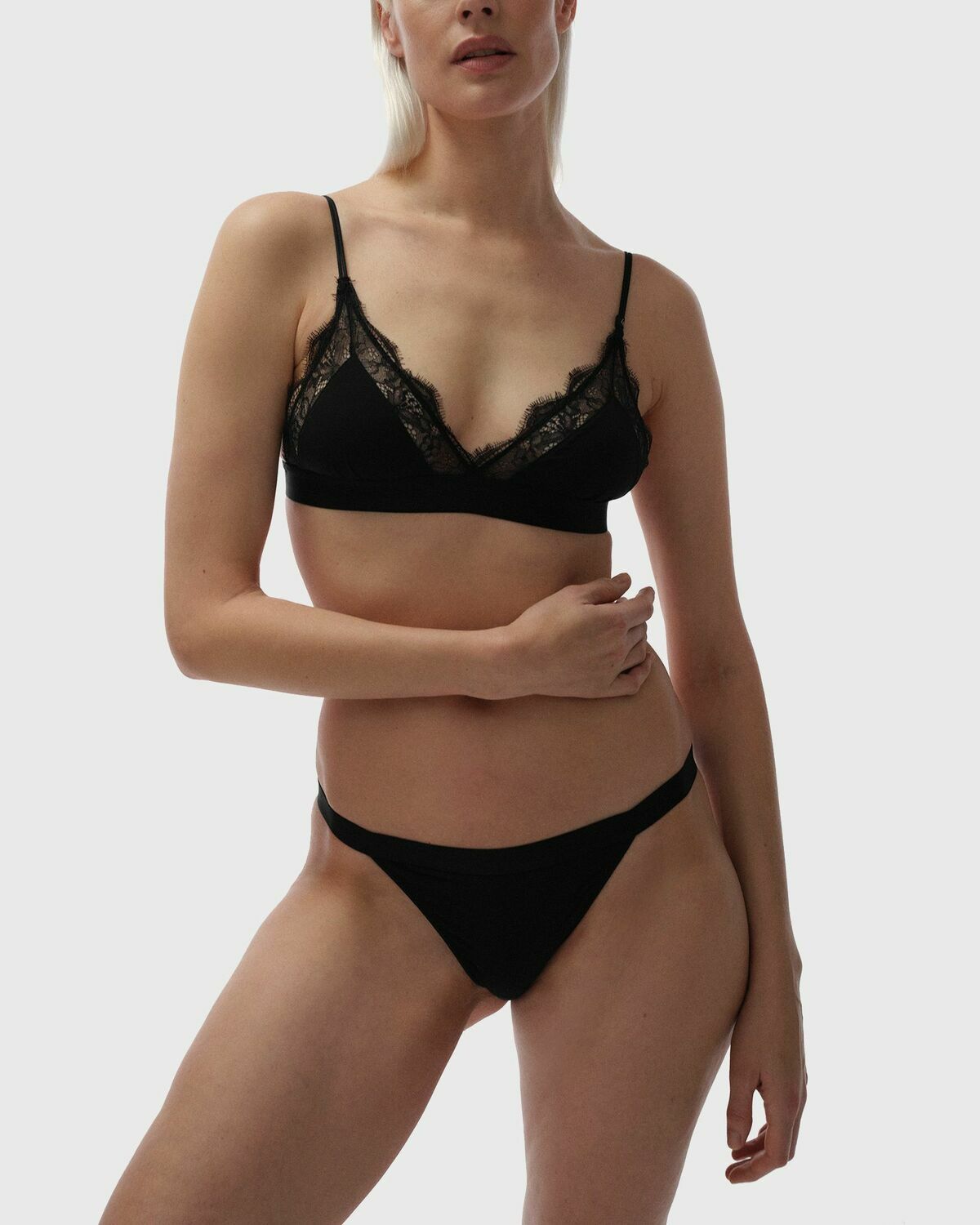 Love Stories Love Lace Bralette Black Womens (Sports-) Bra