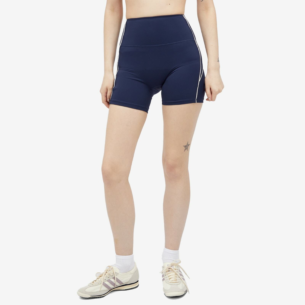 Adanola Women's Ultimate Micro Piping Crop Shorts in Navy