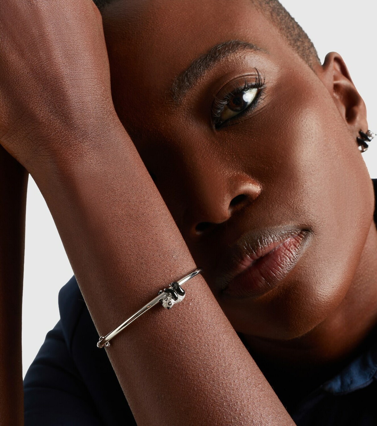 Yvonne Léon Panda 9kt white gold bangle with diamonds